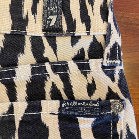 7 For All Mankind THE SKINNY Woman Jeans SZ 27 in IKAT LEOPARD PRINT - Picture 10 of 11
